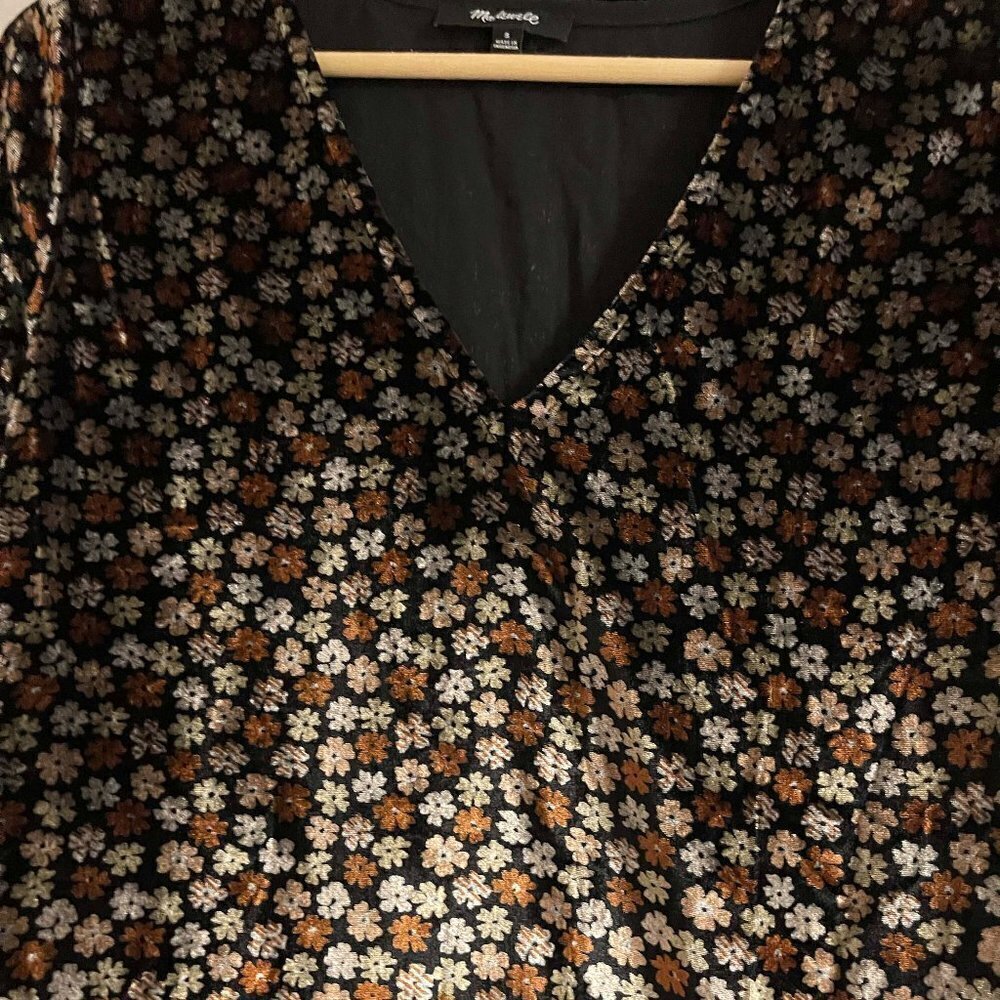 Madewell Velvet Tulip-Sleeve Ruffle Top in Petite Blooms - SMALL - Picture 3 of 10